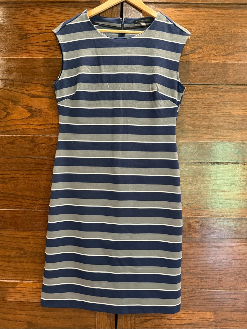 Banana Republic sz 10 Navy grey Striped Sleeveless bodycon Mini Dress nautical